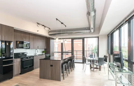 1 Bedroom Old Town Apartment
