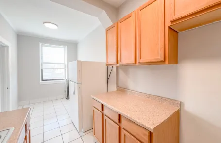 1 Bedroom Ravenswood Apartment