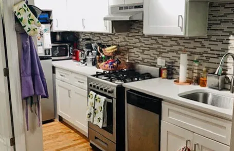 1 Bedroom Lincoln Square Apartment