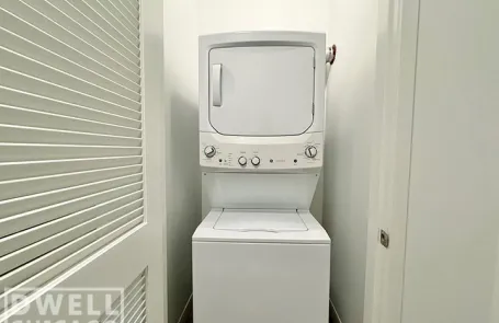 2 Bedroom River West Apartment