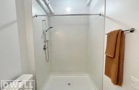 Studio Uptown Apartment