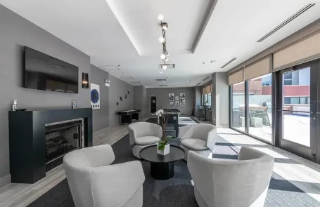 1 Bedroom Old Town Apartment