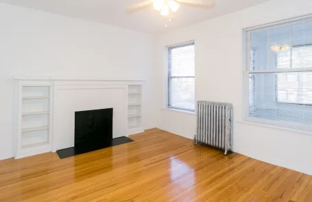 2 Bedroom Hyde Park Apartment