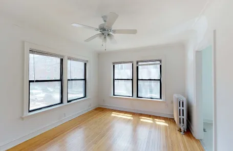 1 Bedroom Hyde Park Apartment