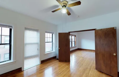 1 Bedroom Hyde Park Apartment