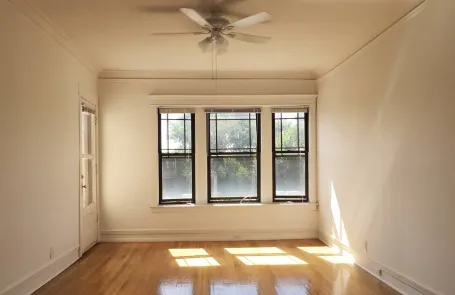 4 Bedroom Hyde Park Apartment