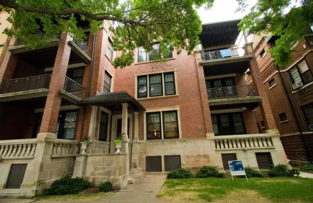 4 Bedroom Hyde Park Apartment
