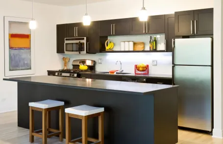 3 Bedroom Hyde Park Apartment