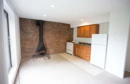 1 Bedroom Hyde Park Apartment
