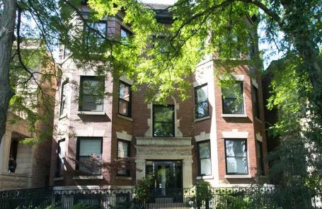 2 Bedroom Hyde Park Apartment