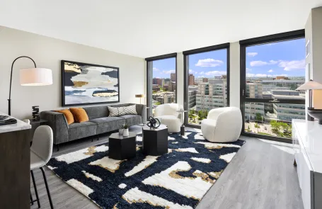 Studio-3 Bedroom Tri-Taylor Apartment