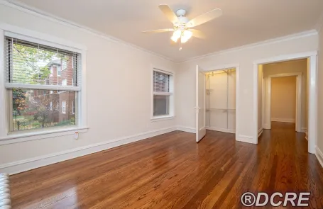 1 Bedroom Rogers Park Apartment