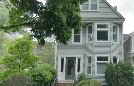 2 Bedroom North Center Apartment