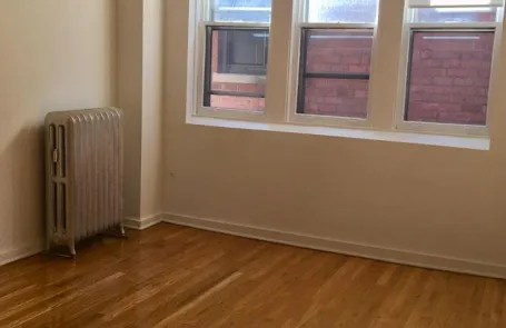Studio Edgewater Apartment