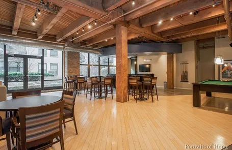 1 Bedroom West Loop Condo