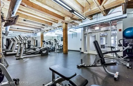 1 Bedroom West Loop Condo