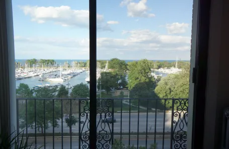 Studio Lakeview Apartment