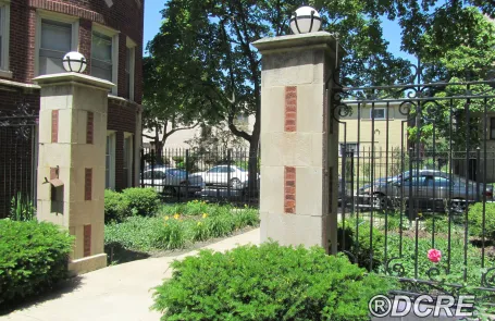 1 Bedroom Rogers Park Apartment