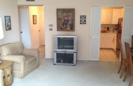 1 Bedroom Edgewater Condo
