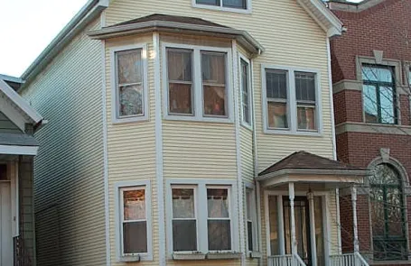 3 Bedroom Lakeview Apartment
