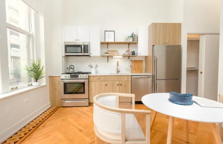 Studio-2 Bedroom Chicago Loop Apartment