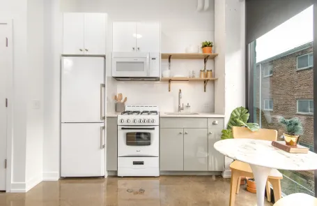 Studio-2 Bedroom Uptown Apartment