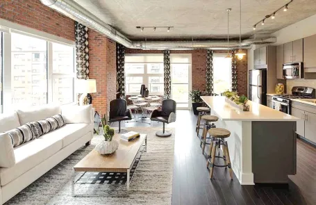 Studio-2 Bedroom South Loop Apartment