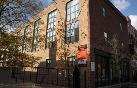 2 Bedroom Lakeview Apartment