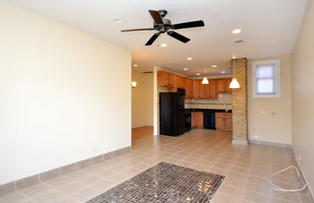 2 Bedroom Uptown Apartment