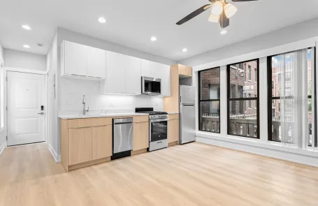 1 Bedroom Rogers Park Apartment
