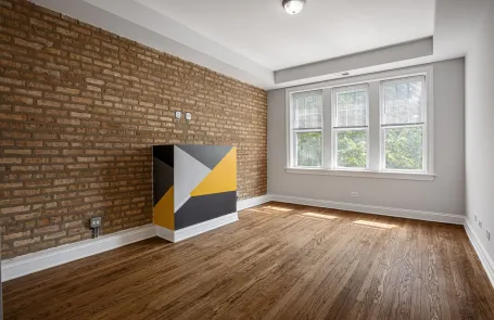 2 Bedroom Rogers Park Apartment