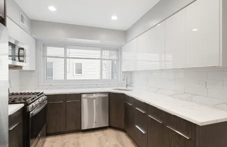 3 Bedroom West Ridge Apartment
