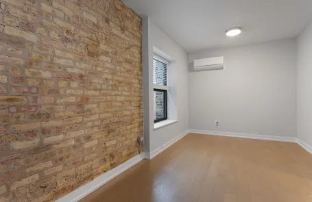 Studio Edgewater Apartment