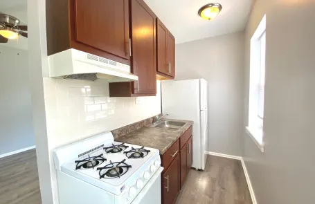 Studio Lincoln Square Apartment