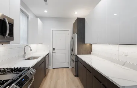 3 Bedroom Rogers Park Apartment