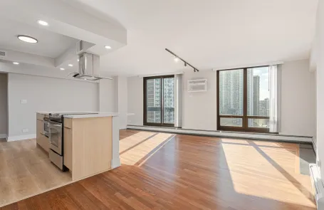 2 Bedroom Edgewater Apartment