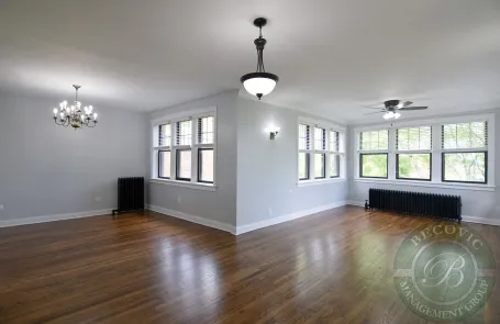 2 Bedroom Rogers Park Apartment