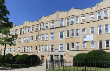 1 Bedroom Sheridan Park Apartment