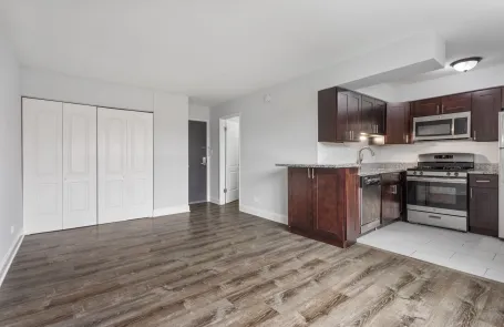 Studio Edgewater Apartment