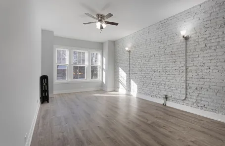 3 Bedroom Rogers Park Apartment
