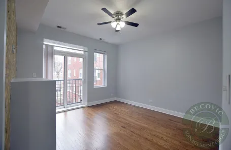 2 Bedroom Rogers Park Apartment