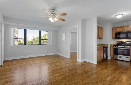 2 Bedroom Rogers Park Apartment
