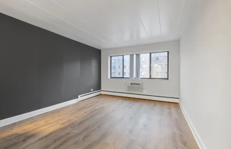 Studio Edgewater Apartment