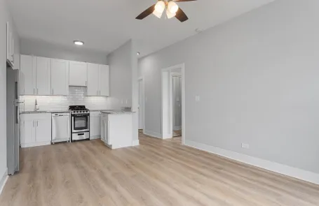 1 Bedroom Rogers Park Apartment
