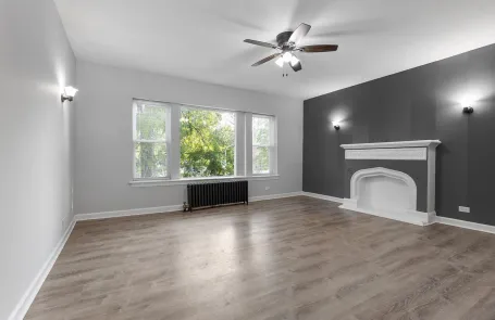2 Bedroom Rogers Park Apartment