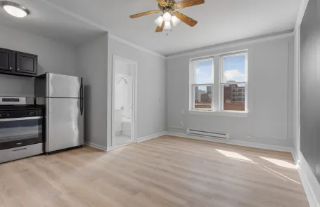 Studio Edgewater Apartment