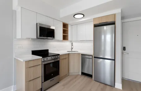 Studio Rogers Park Apartment