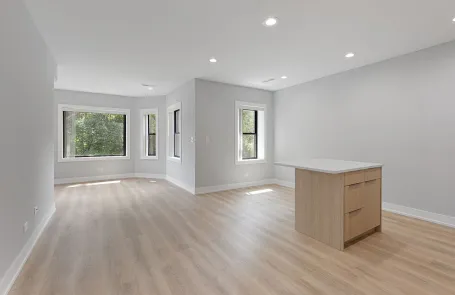 3 Bedroom Rogers Park Apartment