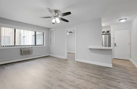 2 Bedroom Edgewater Apartment
