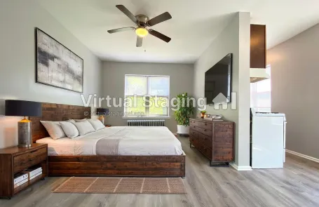 Studio Lincoln Square Apartment